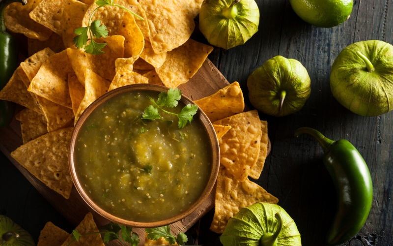 Các món ngon từ cà chua vỏ giấy tomatillo