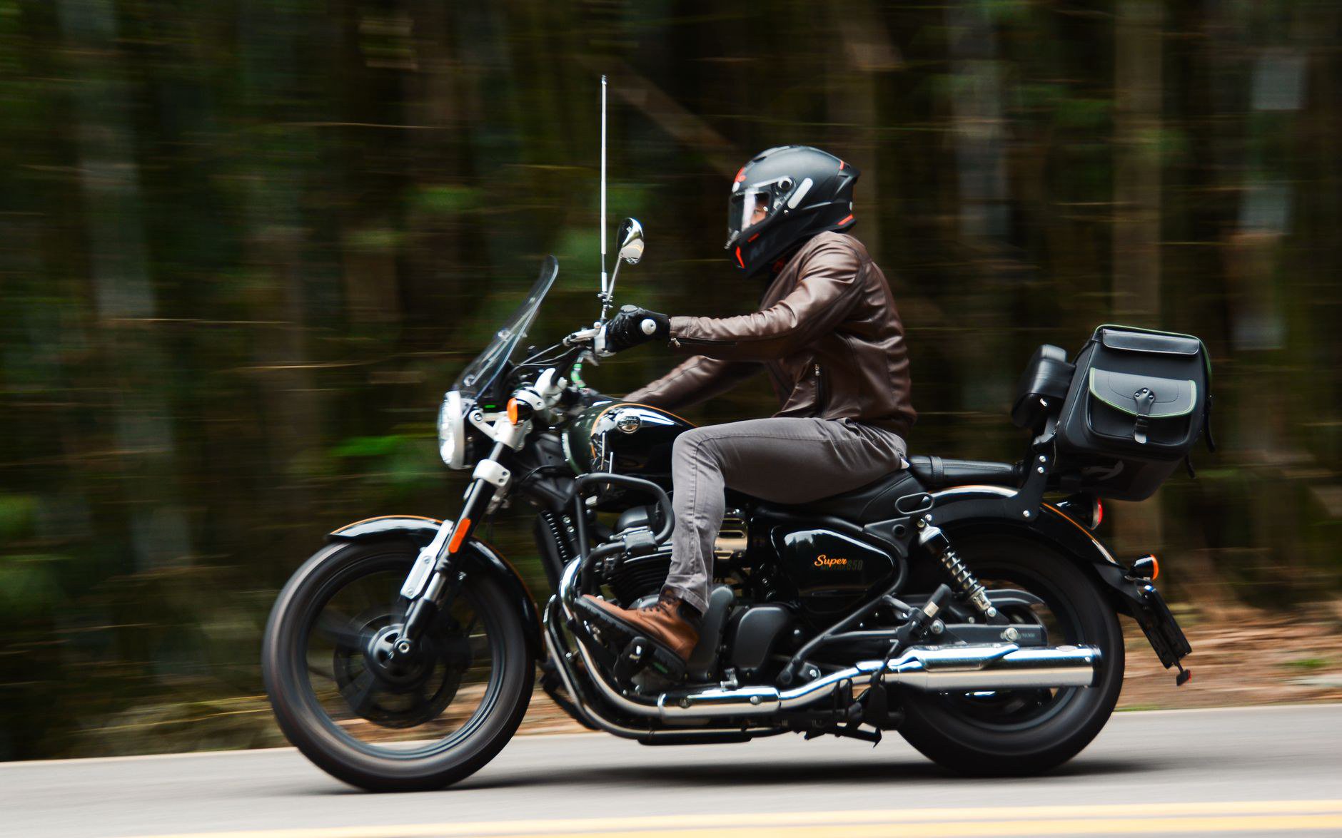 Hai Van Pass Motorbike Tours: Nghỉ Ngơi Cho Nông Dân Trẻ Hai Van Pass Motorbike Tours: Nghỉ Ngơi Cho Nông Dân Trẻ